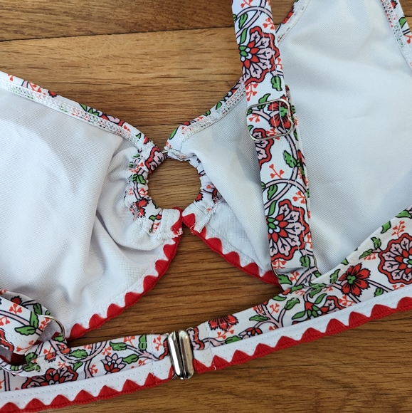 🆕 Floral bikini set - Picture 7 of 11